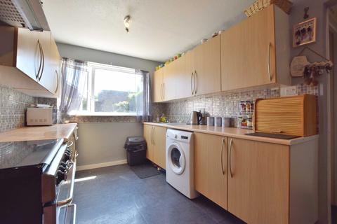 36 Campion Close, Gloucester, GL4 6YQ