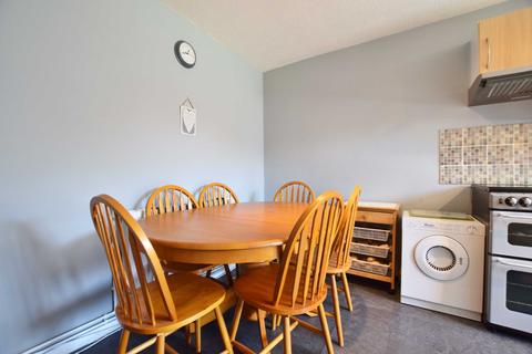 36 Campion Close, Gloucester, GL4 6YQ