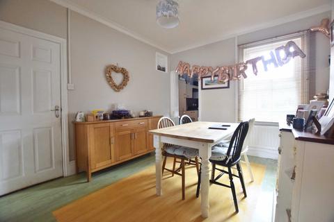 83 Stanley Road, Gloucester, GL1 5DQ