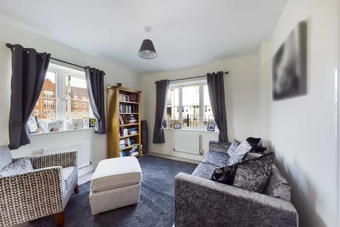 15 Manu Marble Way, Gloucester, GL1 5QZ