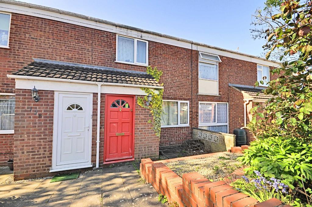 Medway Road, Worcester, WR5 3 bed terraced house £190,000