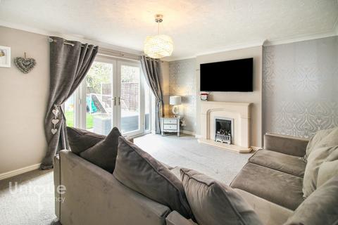 17 Caernarfon Close, Thornton-cleveleys, FY5 4FD