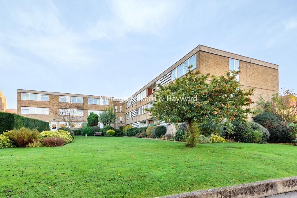 Wickham Road, Croydon 2 bed flat for sale £275,000