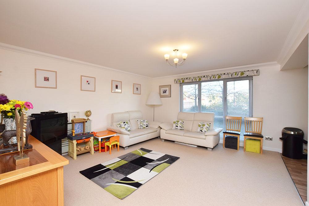 Monart Road, Perth PH1 2 bed flat £145,000