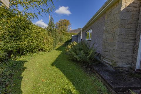 6 Aydon Crescent, Corbridge, NE45 5EB