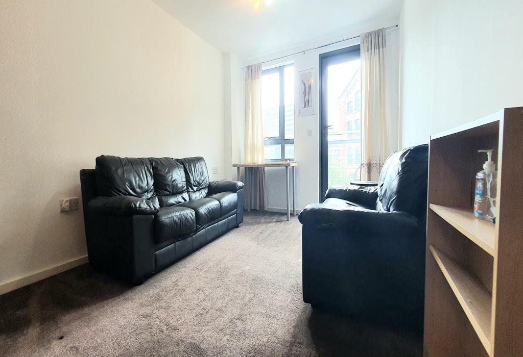 City Gate, 3 Blantyre Street, Manchester 2 bed apartment £795 pcm (£