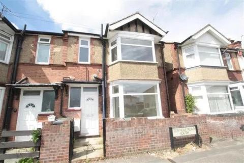3 bedroom semi-detached house to rent - Turners Road South, Luton, Bedfordshire, LU2