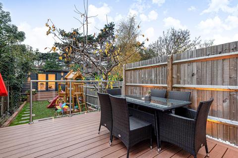 39 Meadow Road, Bromley, BR2 0DX