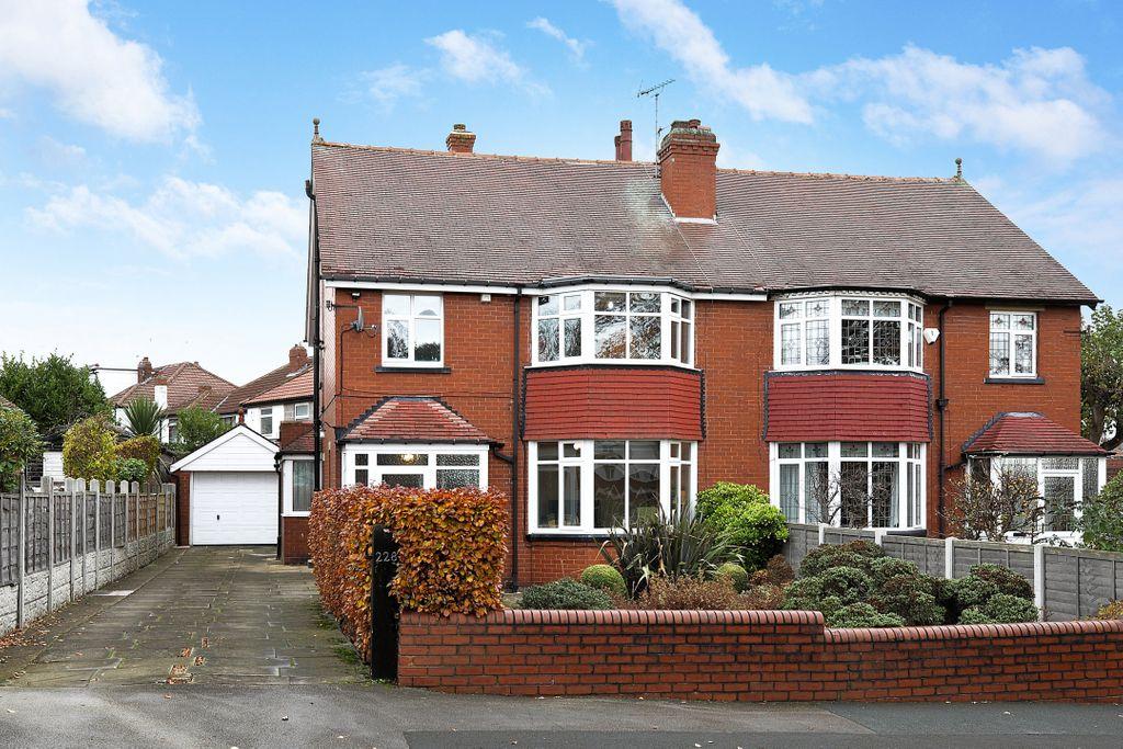 Lidgett Lane, Leeds LS17 6QH 3 bed semidetached house £340,000