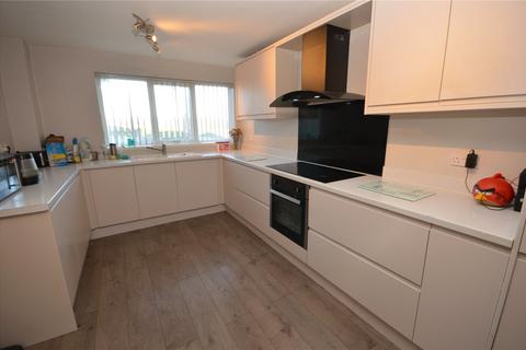 9 Cottingley Chase, Leeds, LS11 0JX