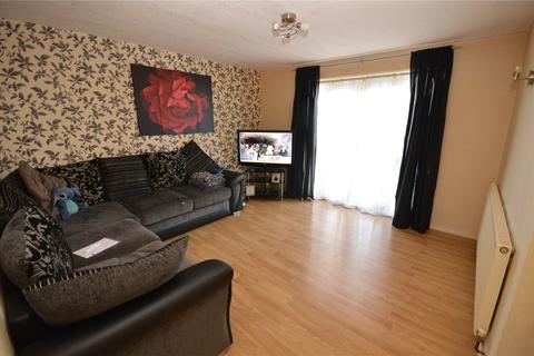 9 Cottingley Chase, Leeds, LS11 0JX