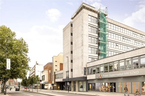 1 bedroom apartment to rent - Streatham High Road, London, SW16