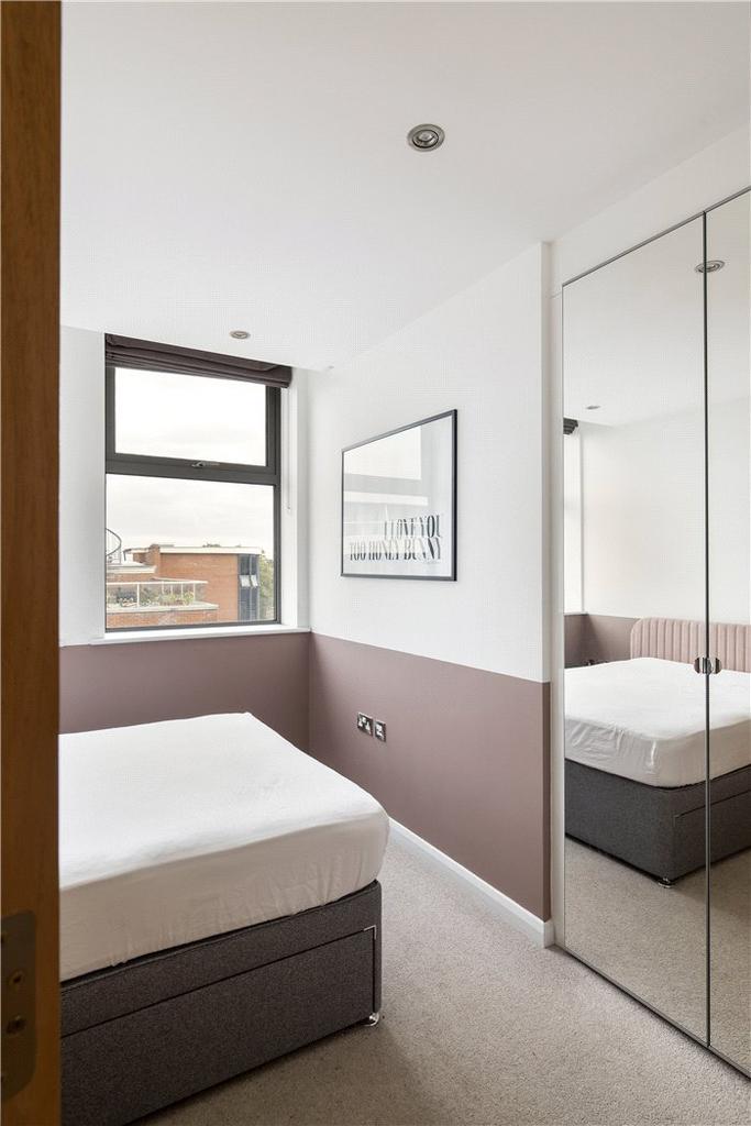 Bedroom Detail