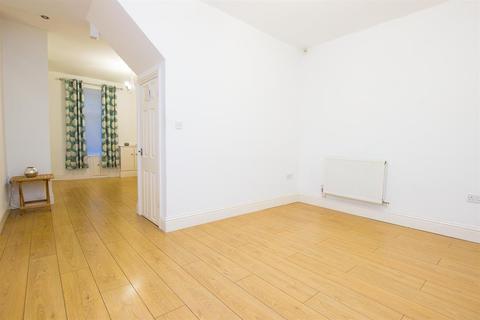 11 Bentley Street, Darwen, BB3 2EX