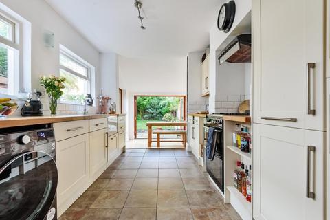 56 Lorrimore Road, London, SE17 3LZ