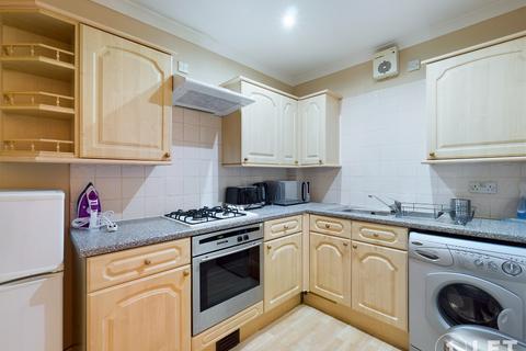 2 bedroom flat to rent, Roseburn Place, Roseburn, Edinburgh, EH12