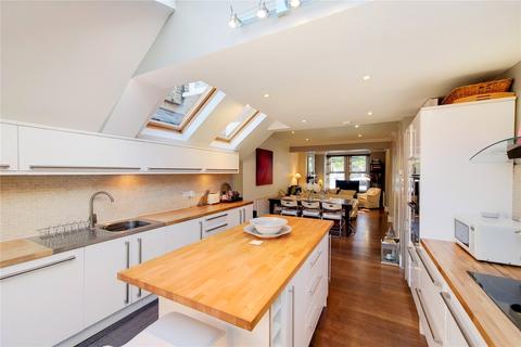 8 Geraldine Road, London, W4 3PA