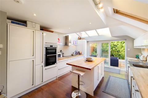 8 Geraldine Road, London, W4 3PA