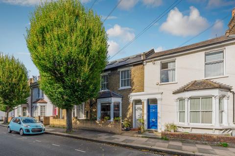 7 Biscay Road, London, W6 8JW