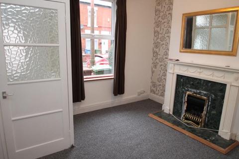 2 bedroom terraced house to rent, Vienna Road, Stockport, SK3