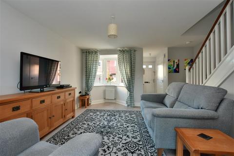 3 bedroom semi-detached house for sale - Lavender Avenue, Minster On Sea, Sheerness, Kent