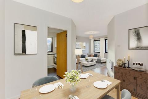 14/7 Sandport, Edinburgh, EH6 6PL