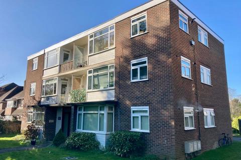 2 bedroom apartment to rent, London Road, Redhill