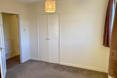 2 bedroom apartment to rent, London Road, Redhill