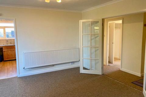 2 bedroom apartment to rent, London Road, Redhill