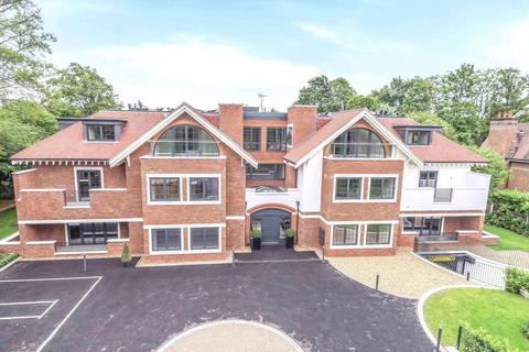 3 bedroom apartment for sale, Penn Road, Beaconsfield, Buckinghamshire, HP9