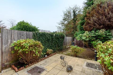 19 Cowper Road, Kingston Upon Thames, KT2 5PQ