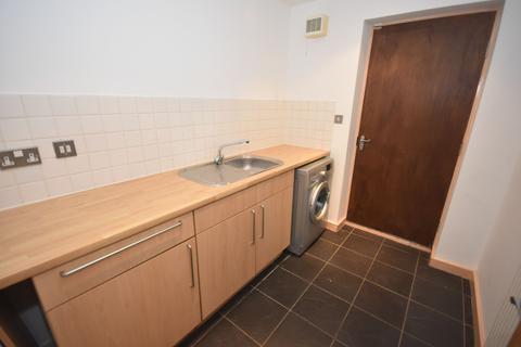 4 bedroom townhouse to rent - St Nicholas Road, Hulme, Manchester. M15 5JD.