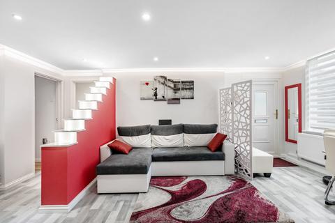 2 bedroom apartment to rent - Markham Close, Cambridge, Cambridgeshire, CB42PX