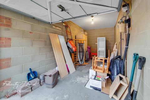 161 Telegraph Place, London, E14 9XB