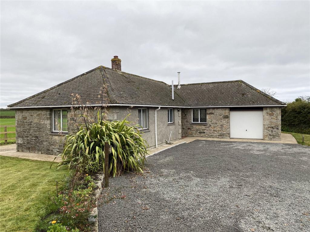 NewtownInSt Martin, Helston, Cornwall, TR12 3 bed property £1,350 pcm (£312 pw)