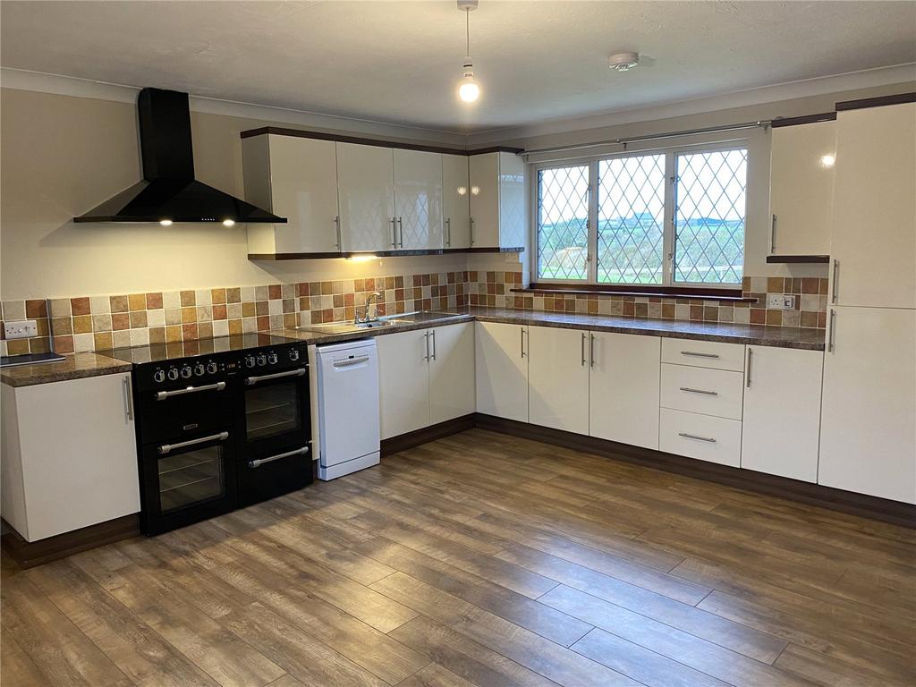 NewtownInSt Martin, Helston, Cornwall, TR12 3 bed property £1,350