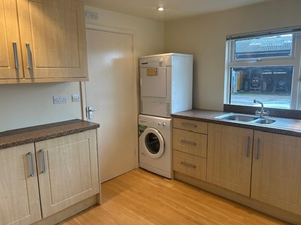 Maple Apt Kitchen 1