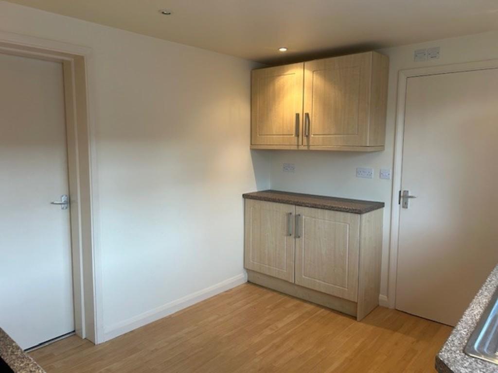 Maple apt kitchen 3