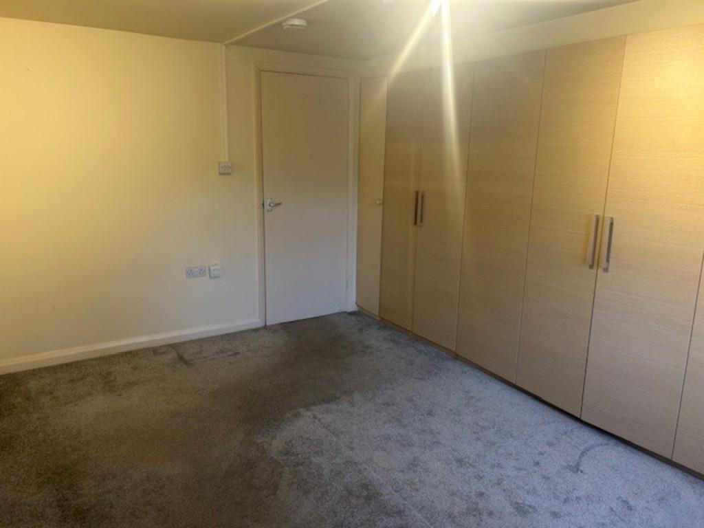 Maple apt bedroom 3