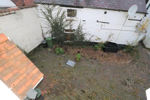 24 Evesham Street, Alcester, B49 5DW