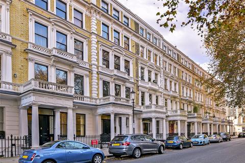 2 bedroom flat to rent, Courtfield Gardens, Earls Court, London
