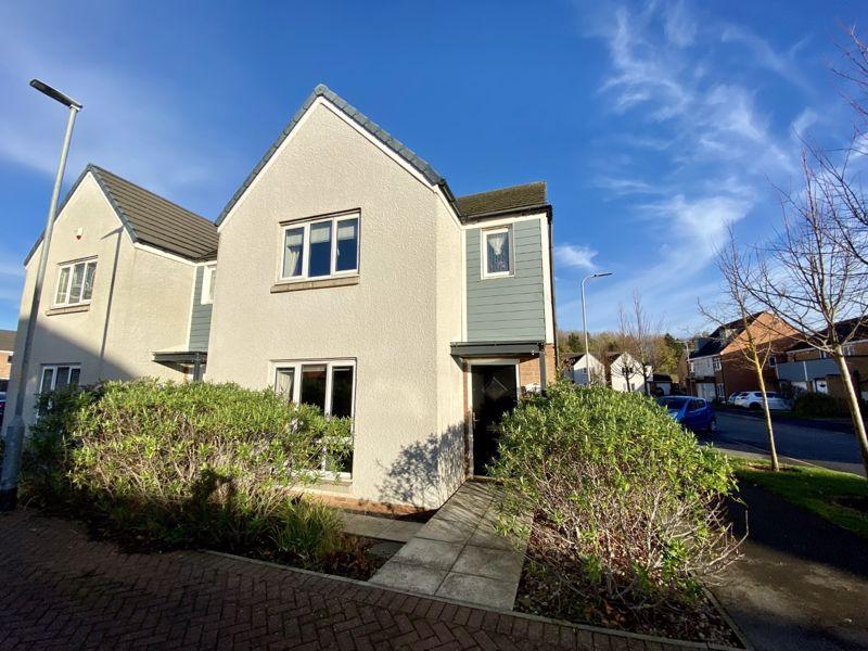 Crimdon Beck Close, StocktonOnTees... 3 bed detached house £850 pcm