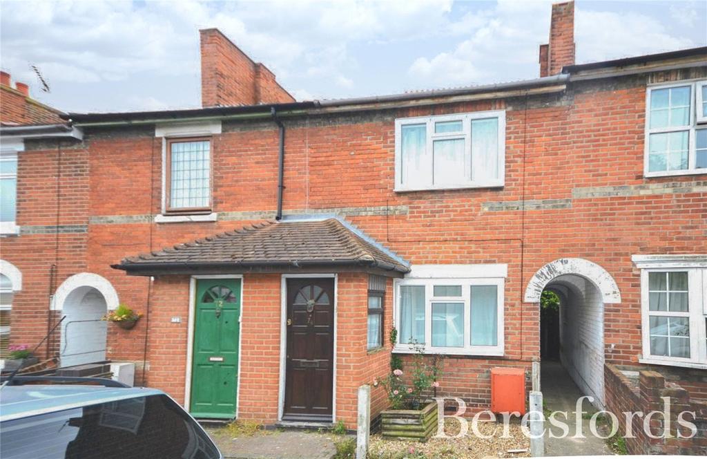 Winchester Road, Colchester, CO2 3 bed terraced house £260,000