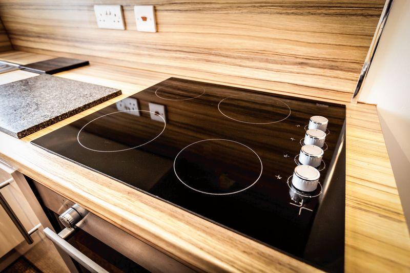 Lounge / Kitchen