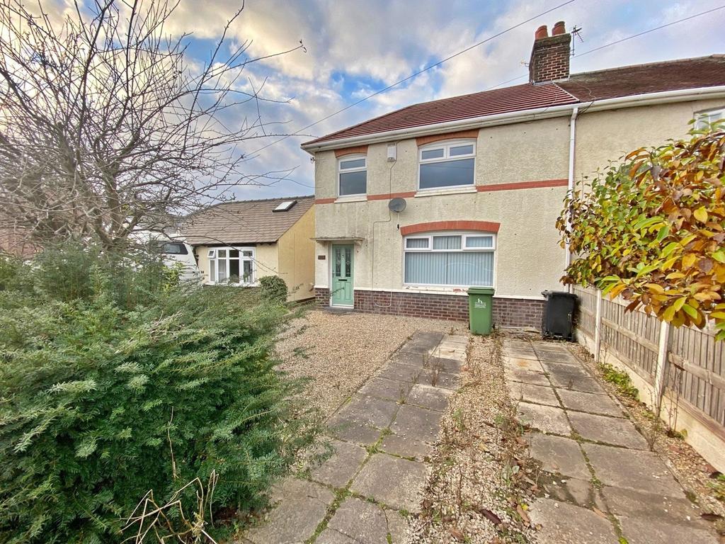 Runcorn Road, Moore, Warrington, WA4 3 bed semidetached house £250,000