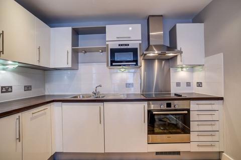 1 bedroom apartment to rent, Central Quay North, Broad Quay, BS1
