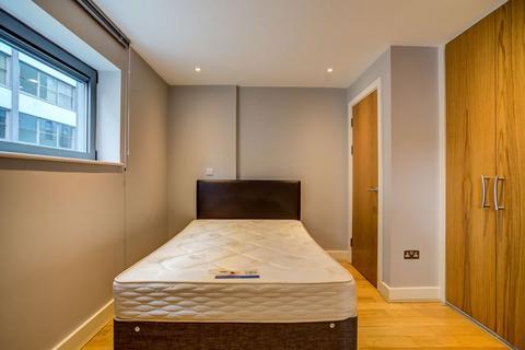 1 bedroom apartment to rent, Central Quay North, Broad Quay, BS1