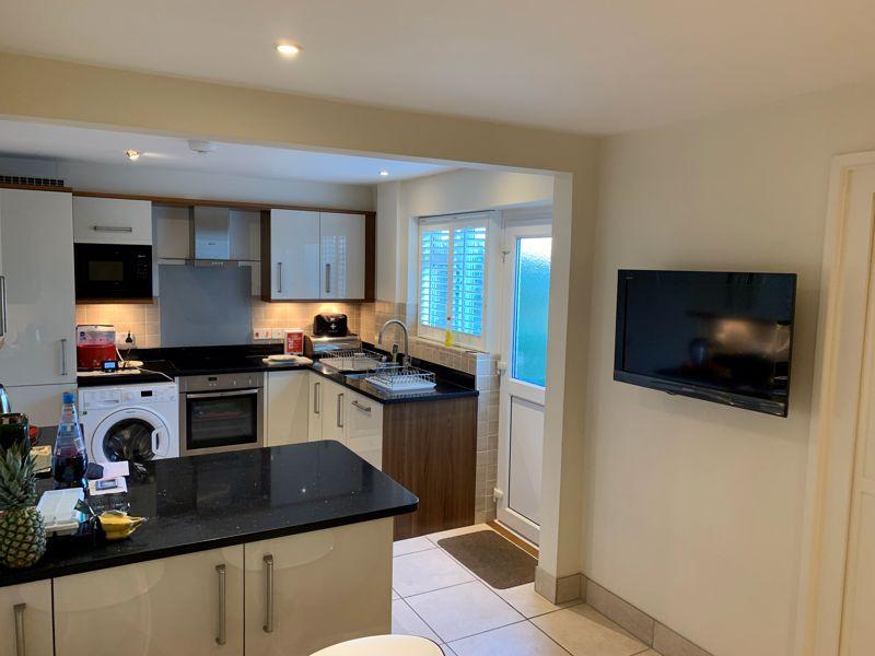 Sherborne Road, Chichester 1 bed in a house share £450 pcm (£104 pw)