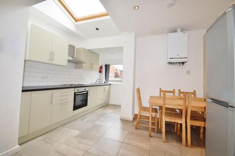 5 bedroom house share to rent, 9 Harefield Road, Ecclesall