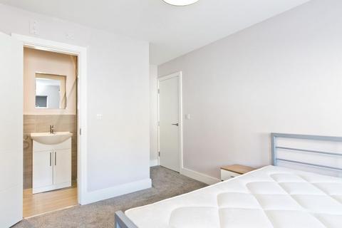 undefined, Apartment 3, Lynthorpe House, City Centre